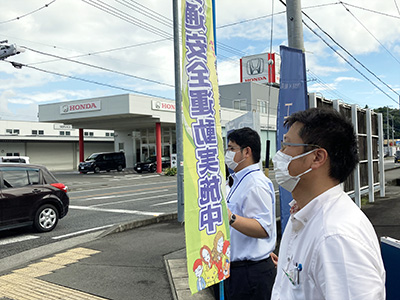 藤枝北高等学校前『令和４年 夏の交通安全県民運動』交通安全活動2