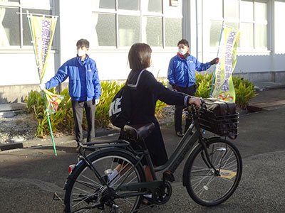 藤枝北高等学校前にて『年末の交通安全県民運動』4