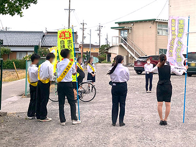 藤枝西高等学校前の通学路