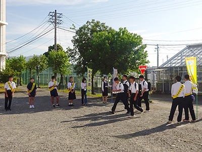 藤枝北高等学校前の通学路