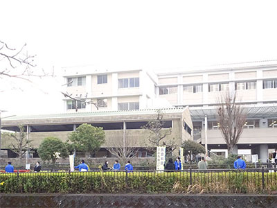 藤枝西高等学校の北門